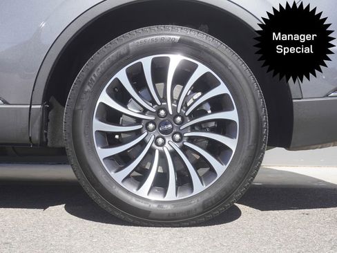 Used 2023 Lincoln Aviator Reserve w/ Equipment Group 201A image 36