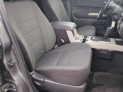 Used 2011 Ford Escape XLT image 21