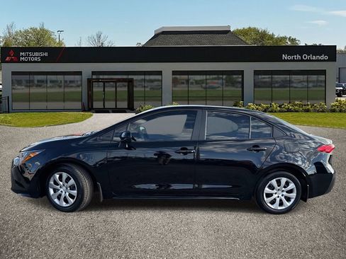 Used 2026 Toyota Corolla LE image 2