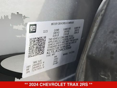 Used 2024 Chevrolet Trax RS FWD image 35