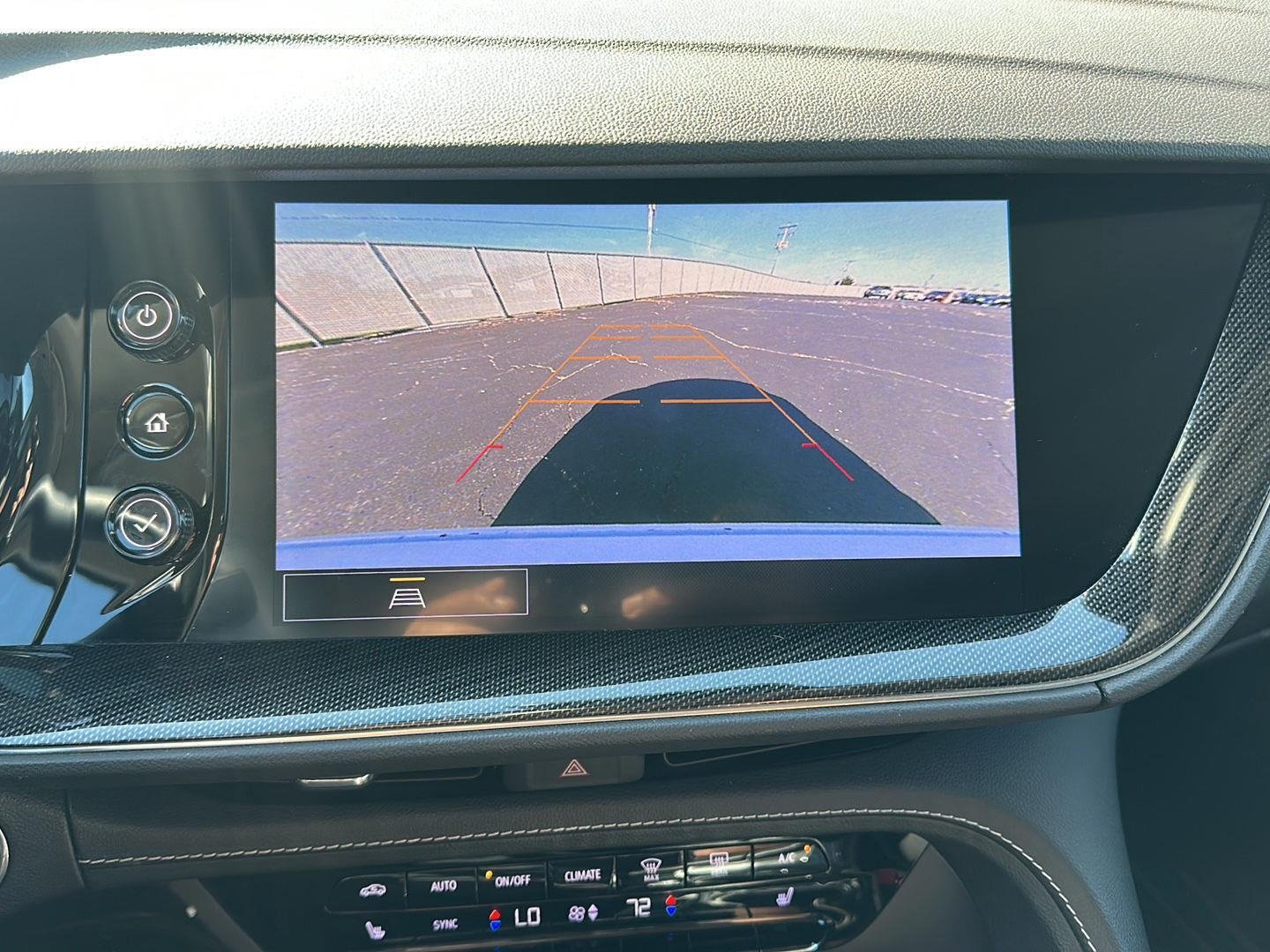 Used 2021 Buick Envision Essence AWD/4WD image 18