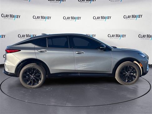 Used 2025 Buick Envista Sport Touring w/ Convenience I Package image 6