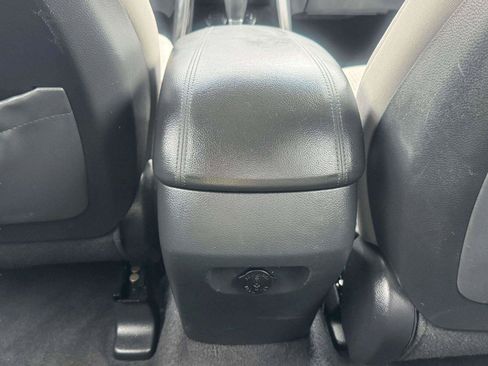 Used 2018 Hyundai Santa Fe Sport AWD/4WD image 41