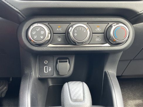 New 2025 Nissan Versa S w/ Trunk Package image 24