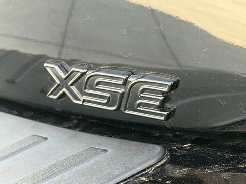 Used 2025 Toyota Corolla XSE image 7