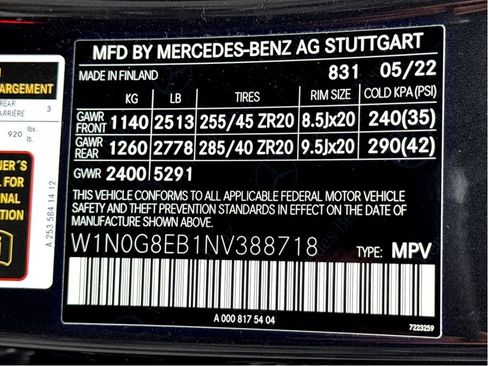 Used 2022 Mercedes-Benz GLC 300 4MATIC w/ AMG Line image 25