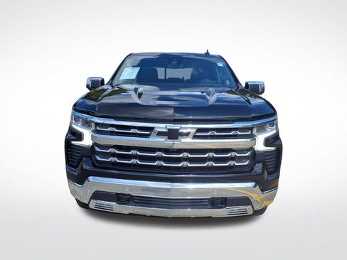 Used 2023 Chevrolet Silverado 1500 LTZ w/ LTZ Premium Package AWD/4WD image 2