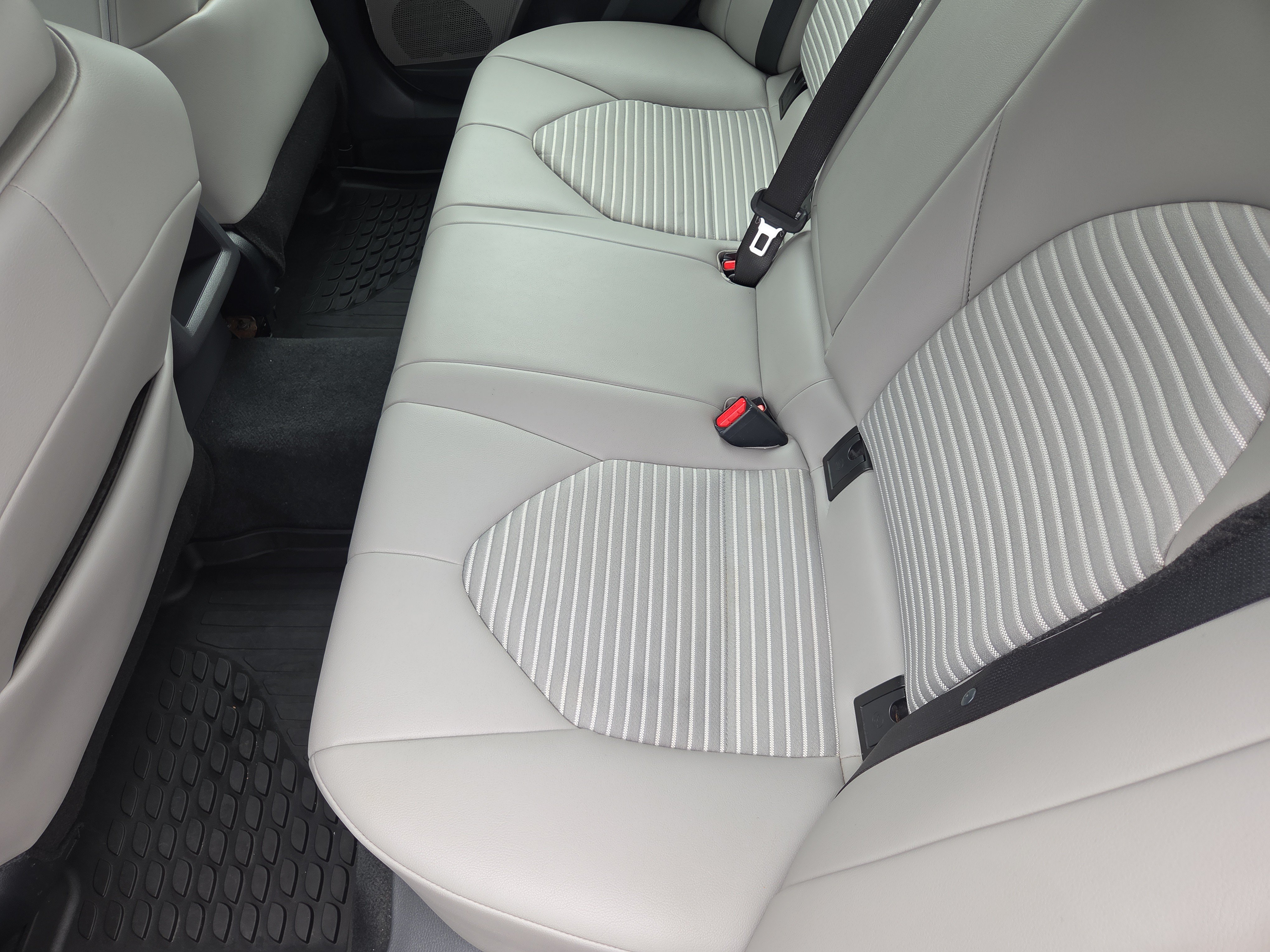Certified 2023 Toyota Camry SE AWD/4WD image 19