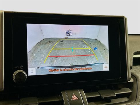 Used 2023 Toyota RAV4 SE image 11