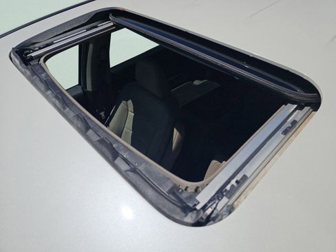 Used 2016 Honda Pilot EX-L image 8