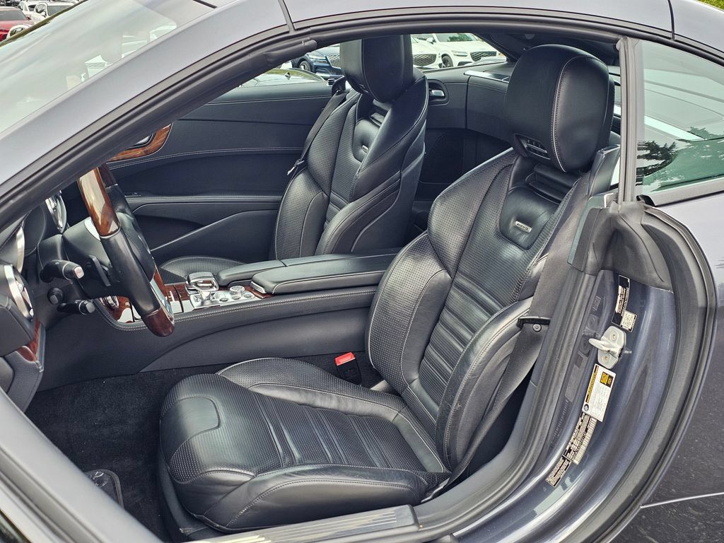 Used 2015 Mercedes-Benz SL 63 AMG image 20