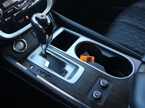 Used 2019 Nissan Murano Platinum image 43