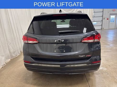 Used 2022 Chevrolet Equinox RS w/ RS Leather Package FWD image 5