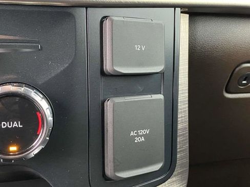 Used 2025 Ford F150 King Ranch w/ FX4 Off-Road Package image 36