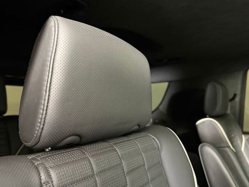 Used 2025 Cadillac Escalade ESV V w/ LPO, ONYX Package image 29