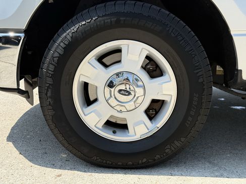 Used 2014 Ford F150 XLT RWD image 12