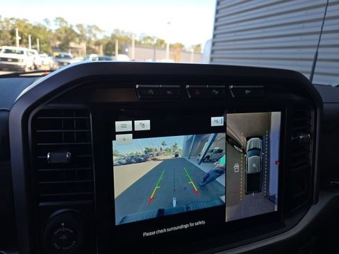 Used 2021 Ford F150 Lariat w/ Equipment Group 502A High image 12