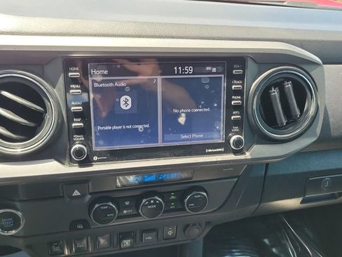 Used 2021 Toyota Tacoma TRD Sport w/ Technology Package RWD image 14