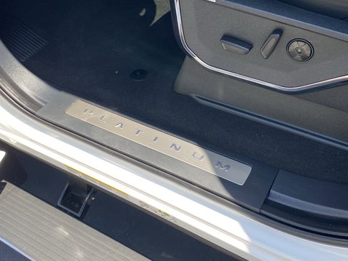 Certified 2024 Ford F450 Platinum w/ FX4 Off-Road Package image 14