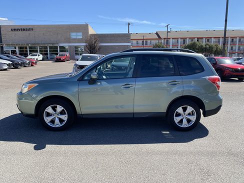 Used 2014 Subaru Forester 2.5i Premium w/ All-Weather Package AWD/4WD image 40