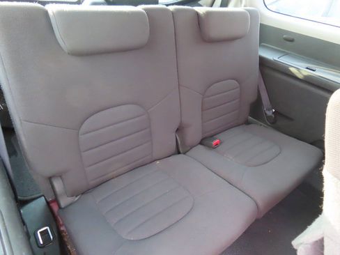 Used 2011 Nissan Pathfinder S AWD/4WD image 40
