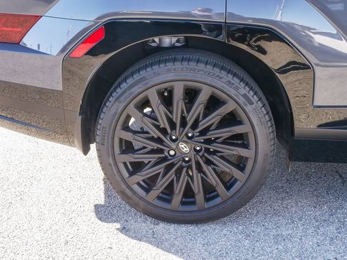 Used 2024 Hyundai Santa Fe Calligraphy image 6