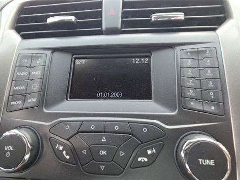 Used 2018 Ford Fusion S image 10