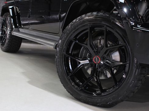 Used 2022 Mercedes-Benz G 550 image 14