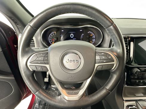 Used 2022 Jeep Grand Cherokee Laredo X RWD image 11