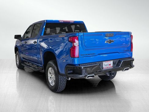 Used 2024 Chevrolet Silverado 1500 Custom Trail Boss w/ LPO, Dark Essentials Package AWD/4WD image 4