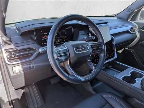 Used 2024 GMC Acadia Elevation w/ Black Edition image 9