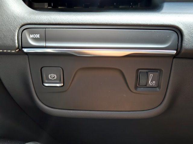 Used 2021 Cadillac Escalade Luxury RWD image 25