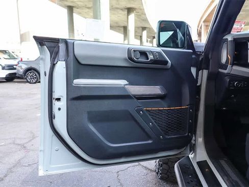 Used 2021 Ford Bronco Badlands image 24