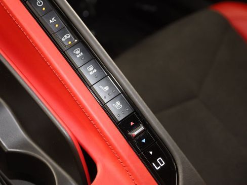 Used 2023 Chevrolet Corvette Stingray Premium Conv w/ Z51 Performance Package RWD image 47