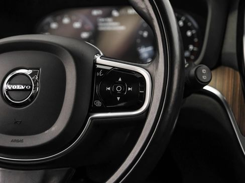 Used 2021 Volvo V60 T5 Momentum w/ Climate Package image 13