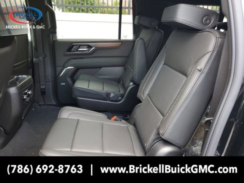 New 2026 GMC Yukon XL Denali w/ Denali Reserve Package RWD image 13