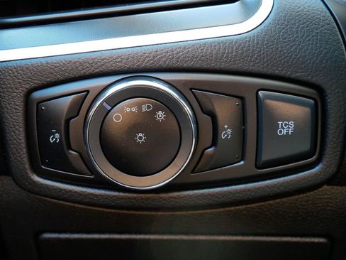 Certified 2024 Ford Edge SEL image 17