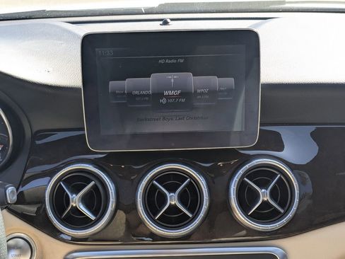 Certified 2017 Mercedes-Benz CLA 250 4MATIC image 5