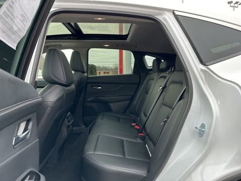 Certified 2025 Nissan Murano SL AWD/4WD image 12