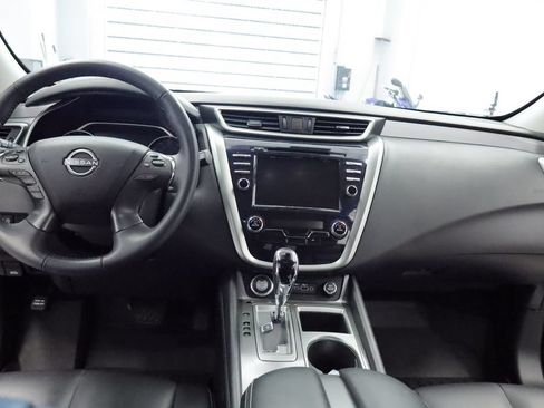 Used 2023 Nissan Murano SV AWD/4WD image 19