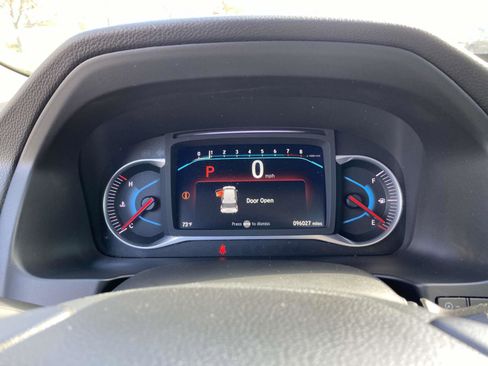 Used 2021 Honda Pilot Touring image 22