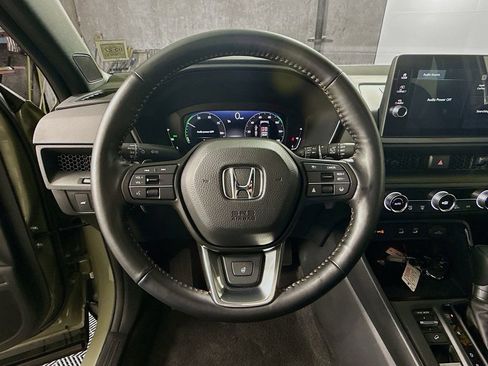 Used 2026 Honda CR-V TrailSport image 11