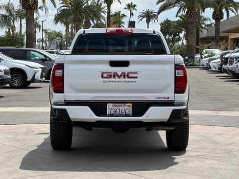 Certified 2023 GMC Canyon AT4 w/ AT4 Premium Package AWD/4WD image 5
