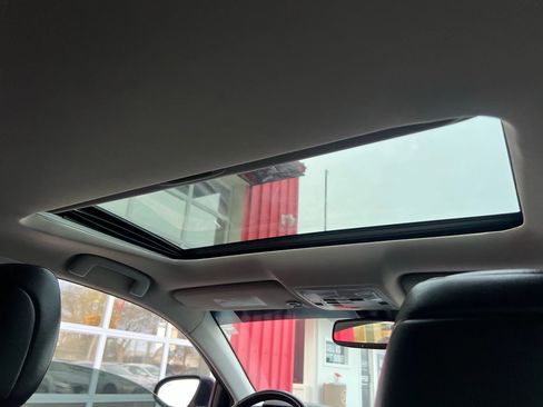 Used 2018 Toyota Avalon image 21