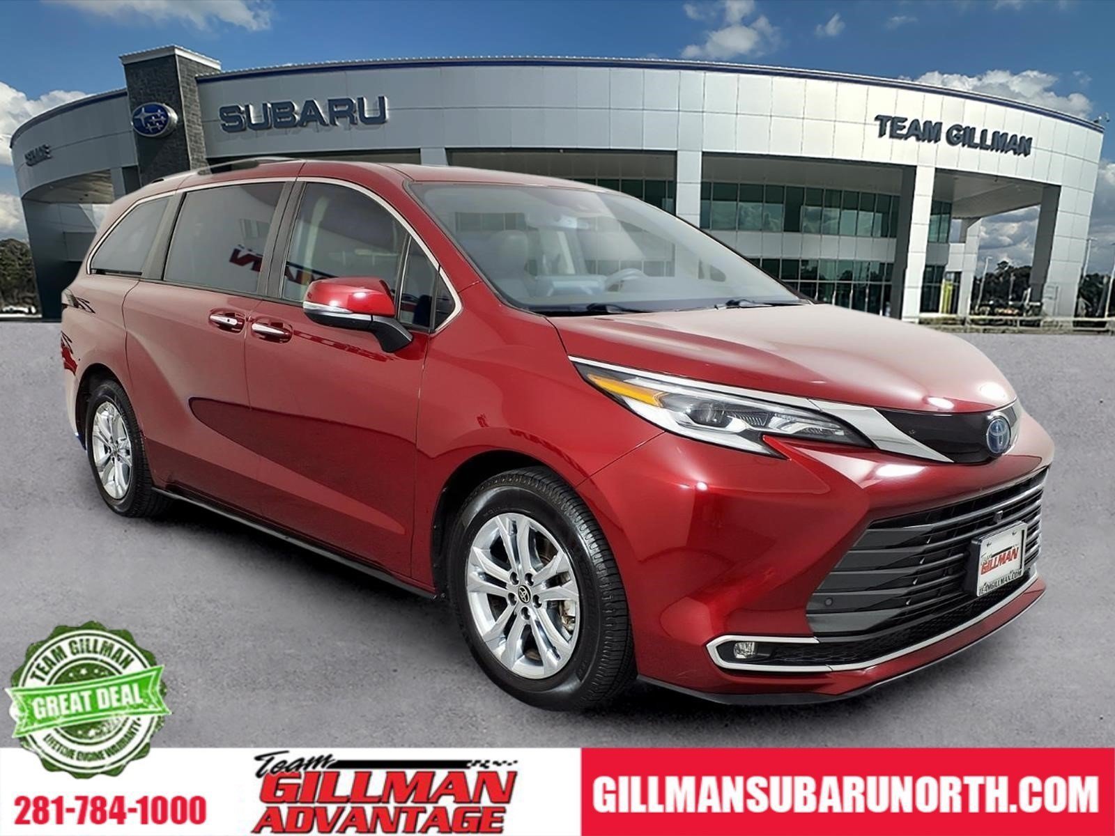 Used 2022 Toyota Sienna Platinum AWD/4WD image 1