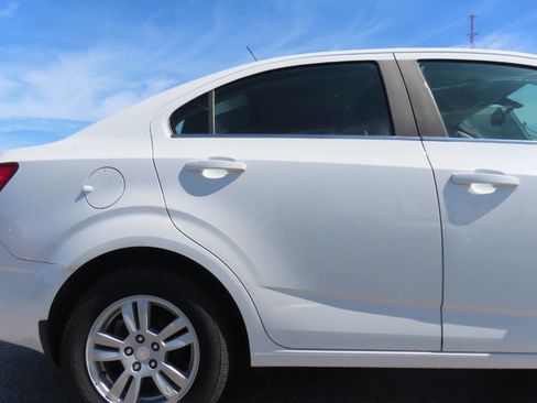 Used 2015 Chevrolet Sonic LT FWD image 21