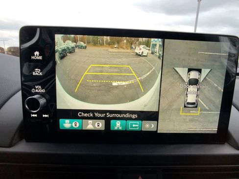 New 2025 Honda Pilot TrailSport image 21