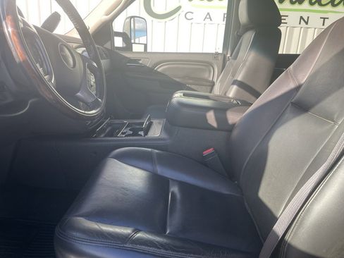 Used 2013 GMC Sierra 2500 Denali w/ Suspension Package, Off-Road image 16