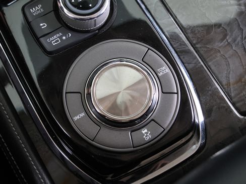 Used 2021 INFINITI QX80 Luxe RWD image 29