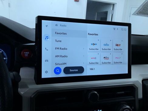 Used 2024 Toyota Tacoma TRD Off-Road image 23